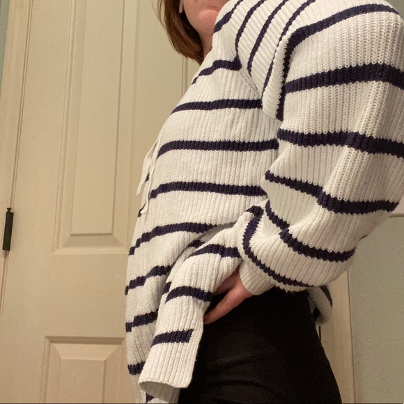 Very soft sweater - Picture 3 of 5